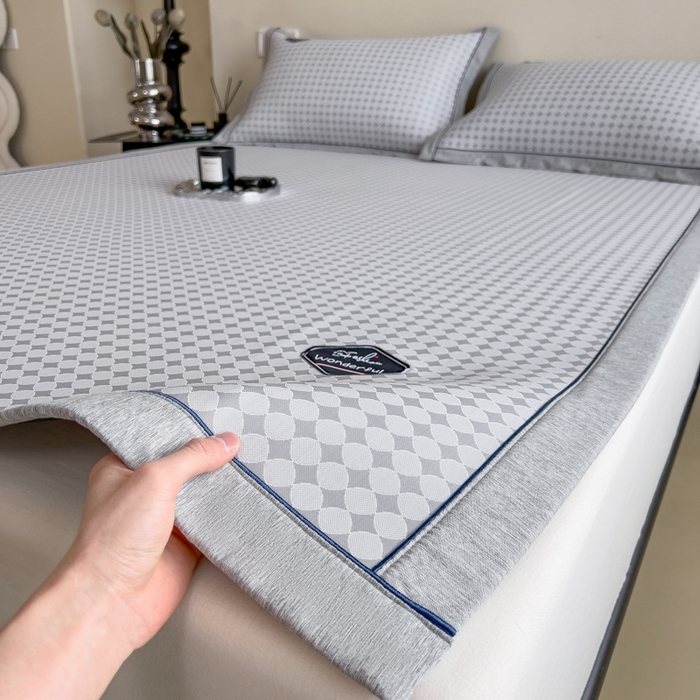 91家纺网 家纺一手货源 找家纺 印季家纺 2026新款凉感系列-丝滑凉感丝软席（床笠款） 圆点-灰色