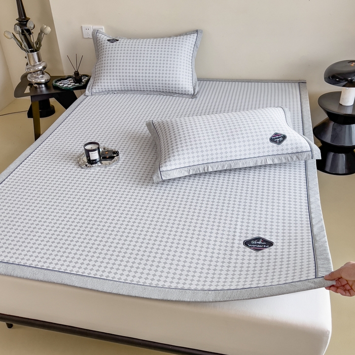 91家纺网 家纺一手货源 找家纺 印季家纺 2026新款凉感系列-丝滑凉感丝软席（床笠款） 圆点-灰色