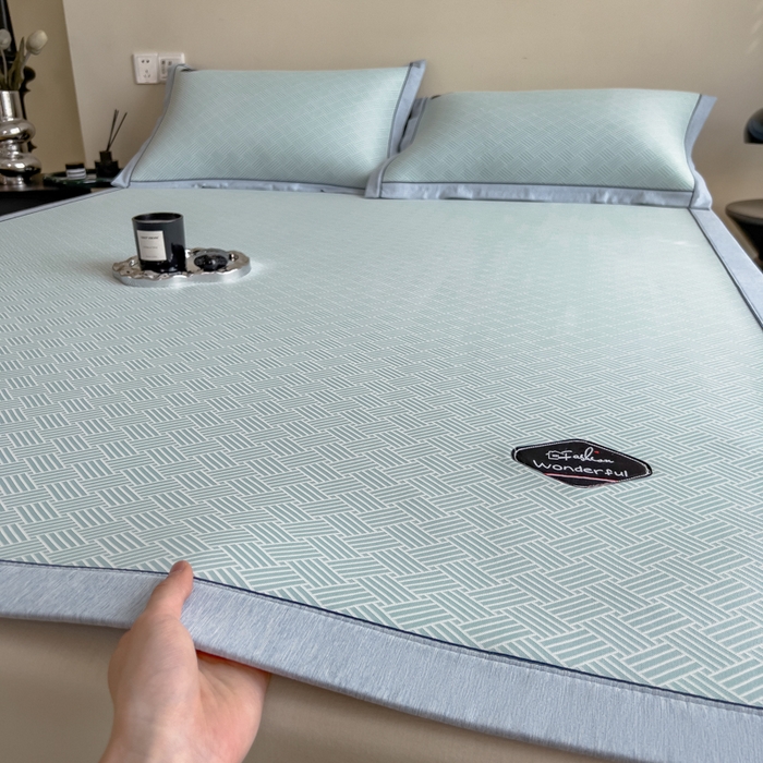 91家纺网 家纺一手货源 找家纺 印季家纺 2026新款凉感系列-丝滑凉感丝软席（床笠款） 交织-蓝色