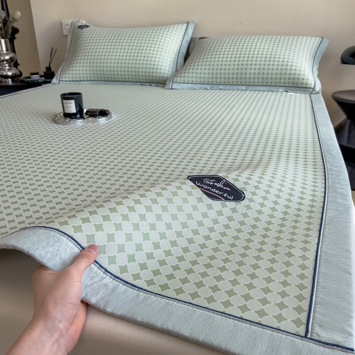 91家纺网 家纺一手货源 找家纺 印季家纺 2026新款凉感系列-丝滑凉感丝软席（床笠款） 圆点-绿色