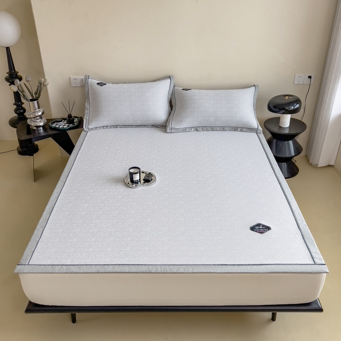 91家纺网 家纺一手货源 找家纺 印季家纺 2026新款凉感系列-丝滑凉感丝软席（床笠款） 肌理纹-灰色