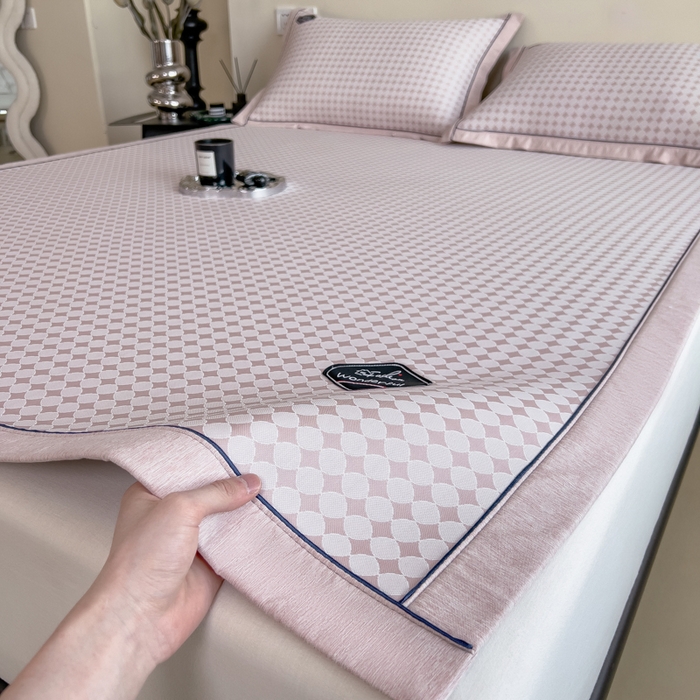 91家纺网 家纺一手货源 找家纺 印季家纺 2026新款凉感系列-丝滑凉感丝软席（床笠款） 圆点-粉色