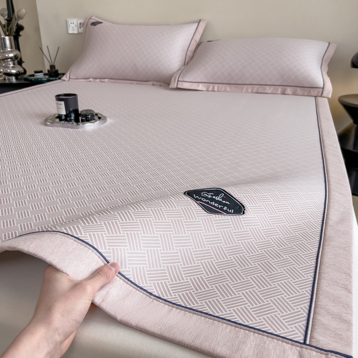 91家纺网 家纺一手货源 找家纺 印季家纺 2026新款凉感系列-丝滑凉感丝软席（床笠款） 交织-粉色