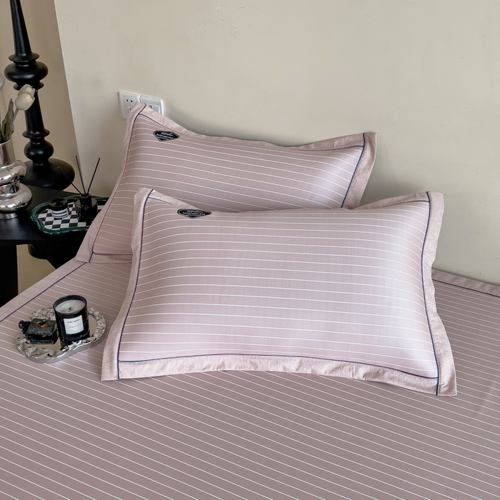 91家纺网 家纺一手货源 找家纺 印季家纺 2026新款凉感系列-丝滑凉感丝软席（床笠款） 条纹-粉色