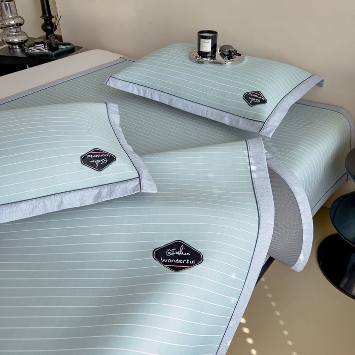 91家纺网 家纺一手货源 找家纺 印季家纺 2026新款凉感系列-丝滑凉感丝软席（床笠款） 条纹-蓝色