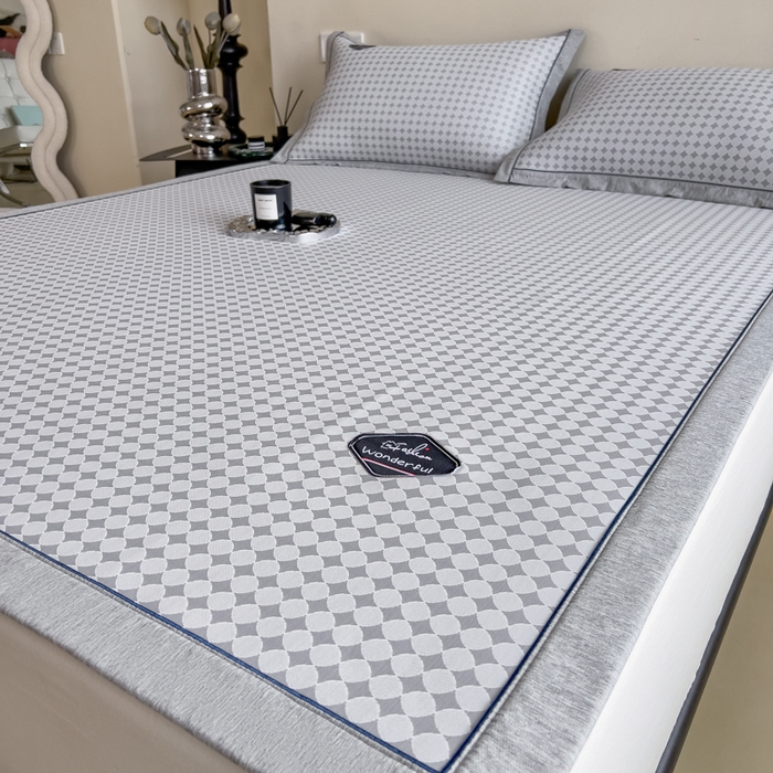 91家纺网 家纺一手货源 找家纺 印季家纺 2026新款凉感系列-丝滑凉感丝软席（床笠款） 圆点-灰色