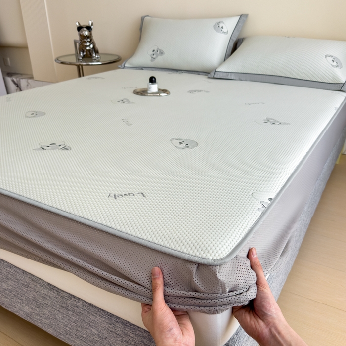 91家纺网 家纺一手货源 找家纺 印季家纺 2026新款三色提花冰爽凉感丝泡泡软席凉席席子 雪纳瑞