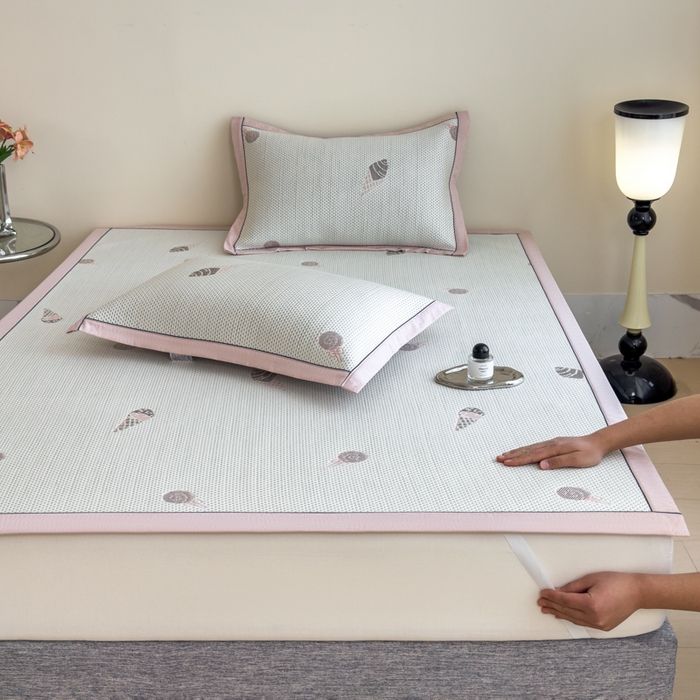 91家纺网 家纺一手货源 找家纺 印季家纺 2026新款三色提花冰爽凉感丝泡泡软席凉席席子 冰淇淋