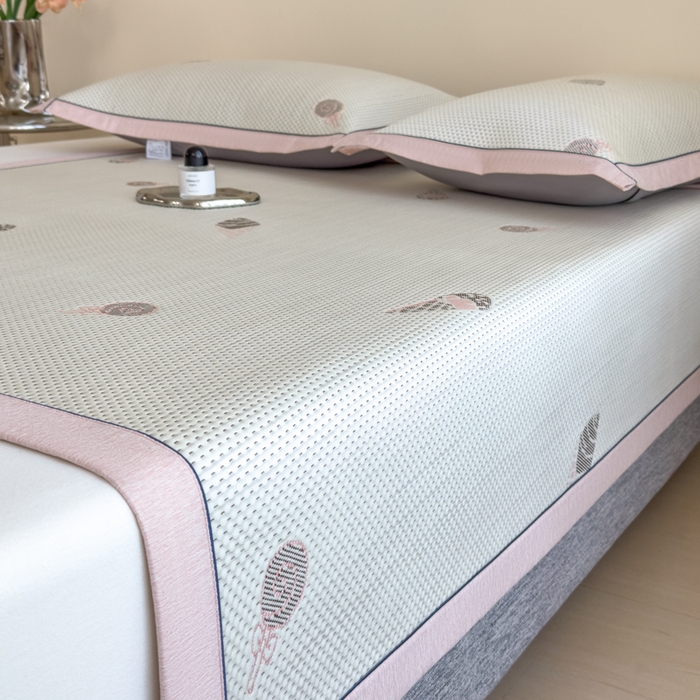 91家纺网 家纺一手货源 找家纺 印季家纺 2026新款三色提花冰爽凉感丝泡泡软席凉席席子 冰淇淋