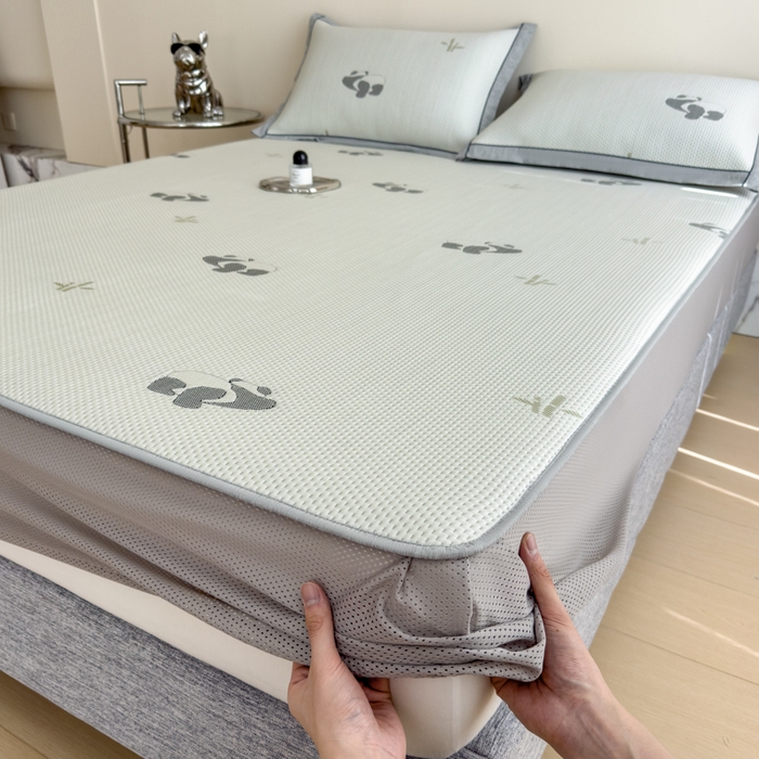 91家纺网 家纺一手货源 找家纺 印季家纺 2026新款三色提花冰爽凉感丝泡泡软席凉席席子 熊猫