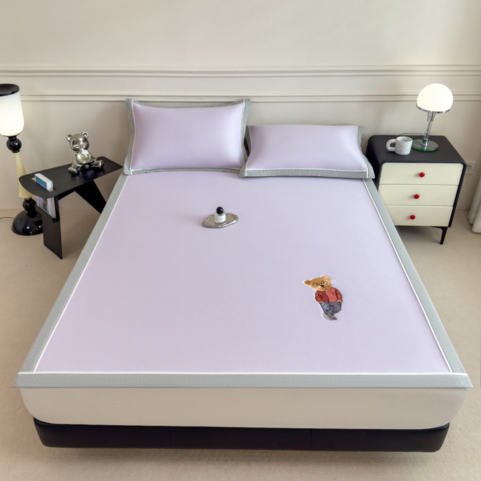 91家纺网 家纺一手货源 找家纺 （总）印季家纺 2026新款丝滑凉感绣花软席席子-洛克熊