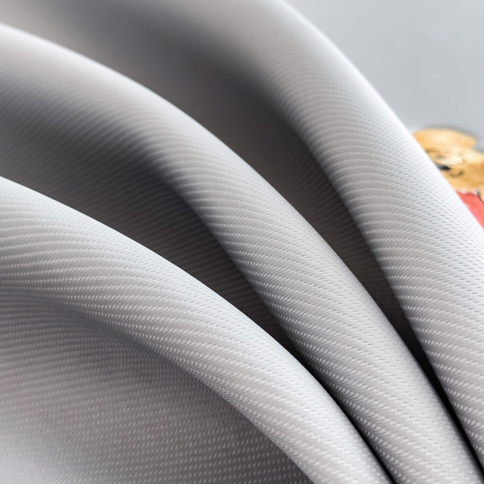 91家纺网 家纺一手货源 找家纺 印季家纺 2026新款丝滑凉感绣花软席席子-洛克熊 银灰