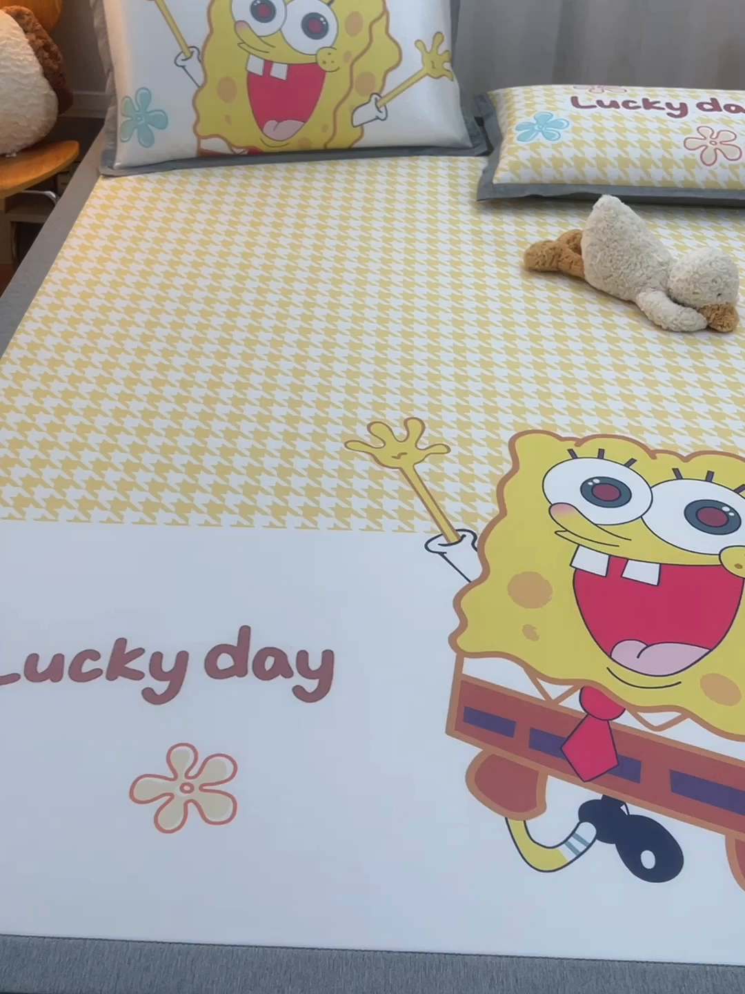 91家纺网 家纺一手货源 找家纺 云恋家纺 2026春夏新款大阪卡通冰丝凉席席子空调软席套件 大阪-海绵宝宝