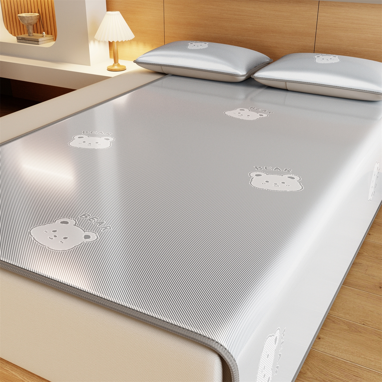 91家纺网 家纺一手货源 找家纺 源舍家纺 2026新款国标质检三明治复合糯叽叽冰丝软凉席成人床 冰丝熊-灰