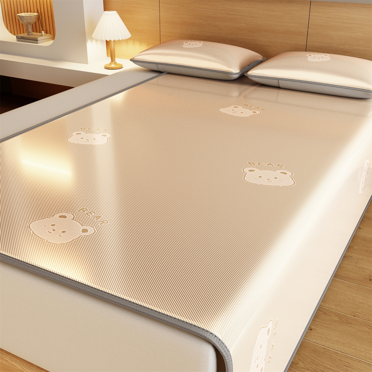 91家纺网 家纺一手货源 找家纺 源舍家纺 2026新款国标质检三明治复合糯叽叽冰丝软凉席成人床 冰丝熊-咖