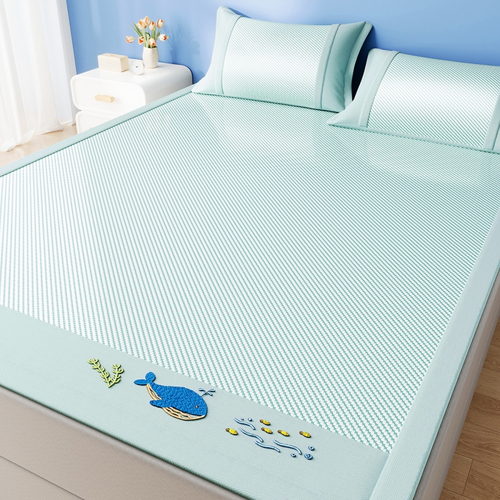 91家纺网 家纺一手货源 找家纺 印季家纺 2026新款可机洗布面绣花冰藤席凉席席子-海底世界 海底世界-水绿