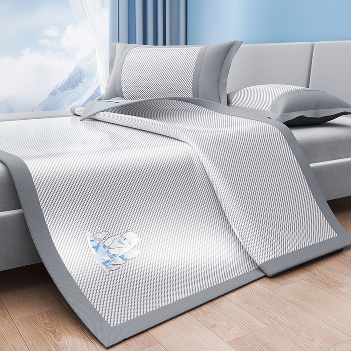 91家纺网 家纺一手货源 找家纺 （总）印季家纺 2026新款可机洗席面绣花冰藤席凉席席子-北极熊