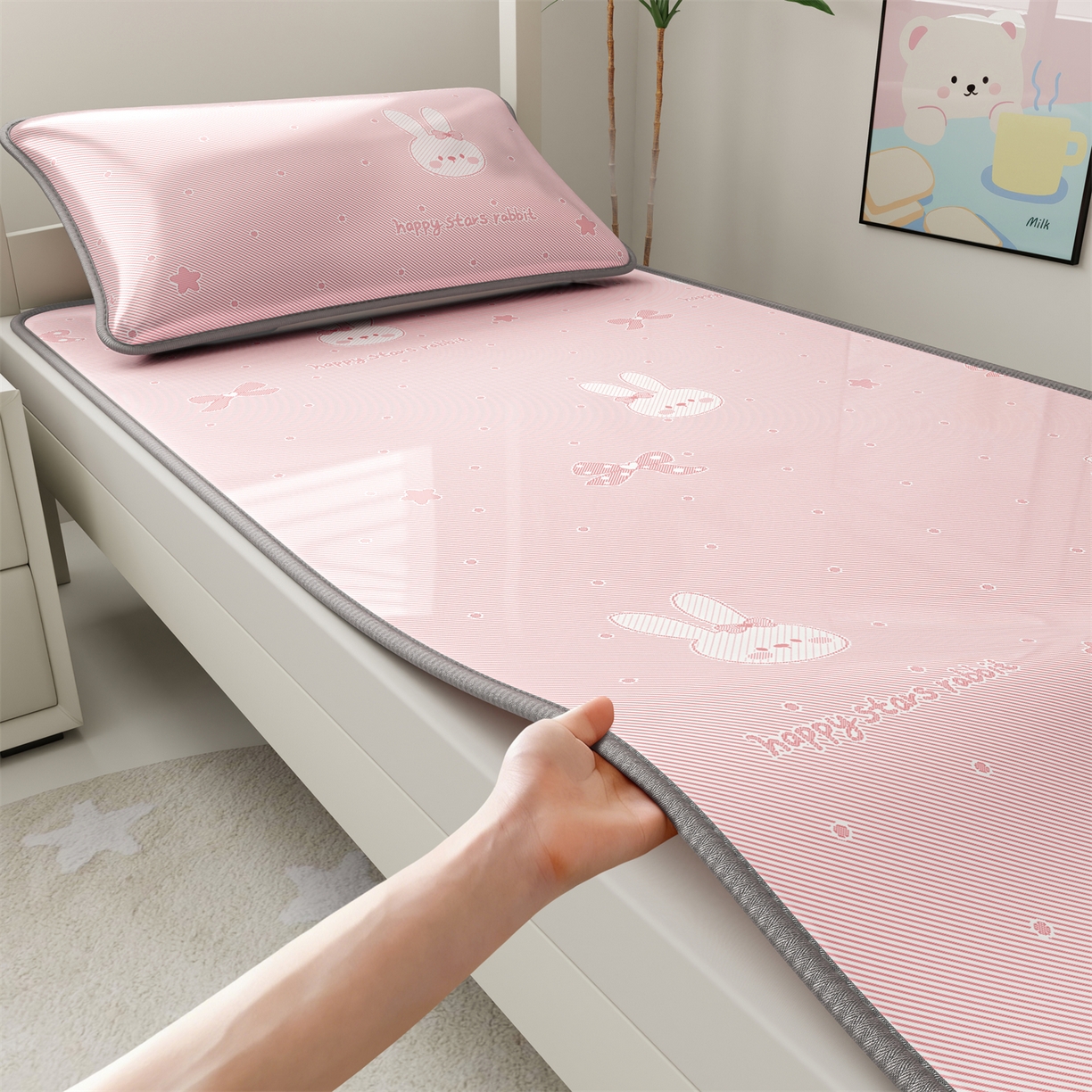 91家纺网 家纺一手货源 找家纺 源舍家纺 2026新款国标质检三明治复合糯叽叽冰丝软凉席学生床 冰丝兔-粉