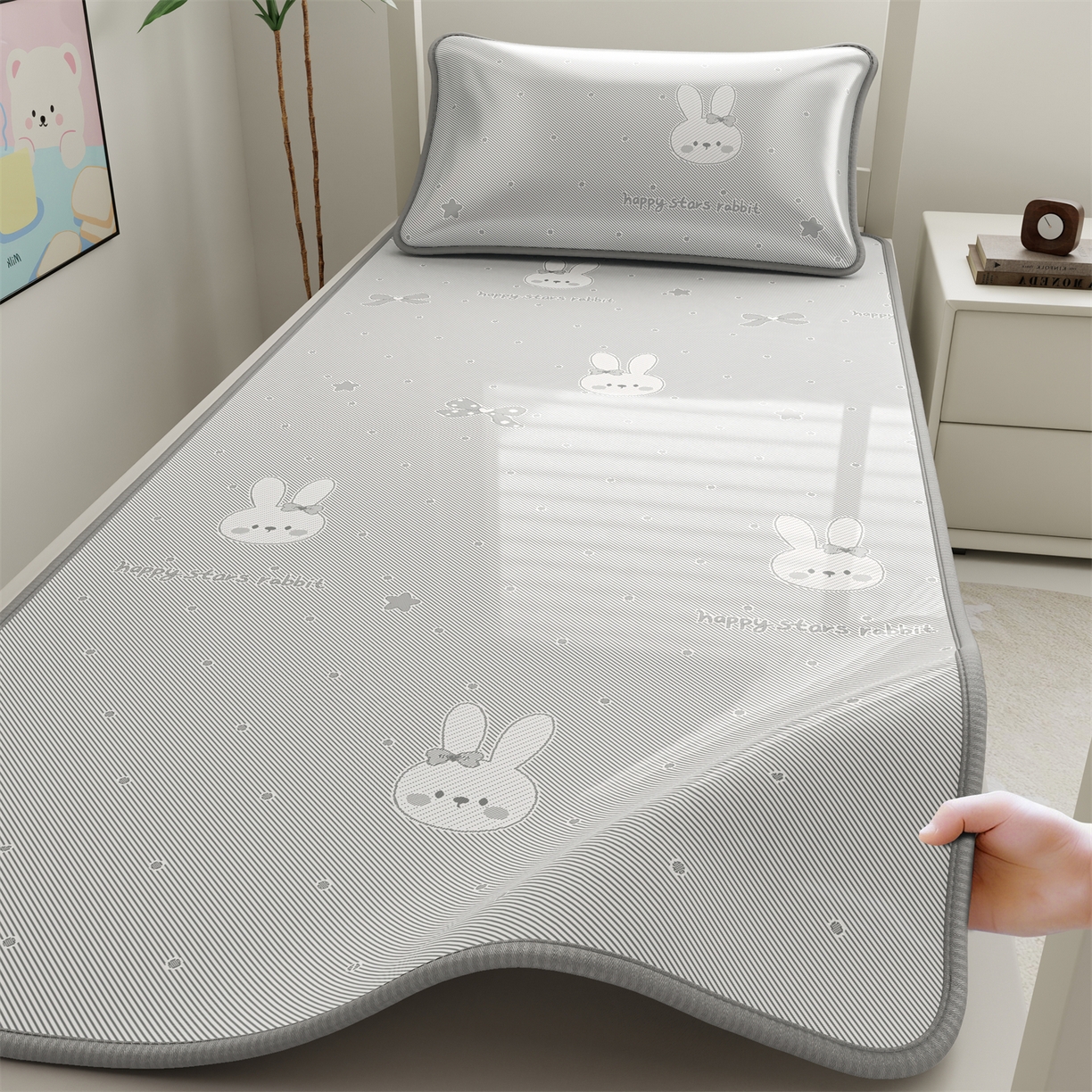 91家纺网 家纺一手货源 找家纺 源舍家纺 2026新款国标质检三明治复合糯叽叽冰丝软凉席学生床 冰丝兔-灰