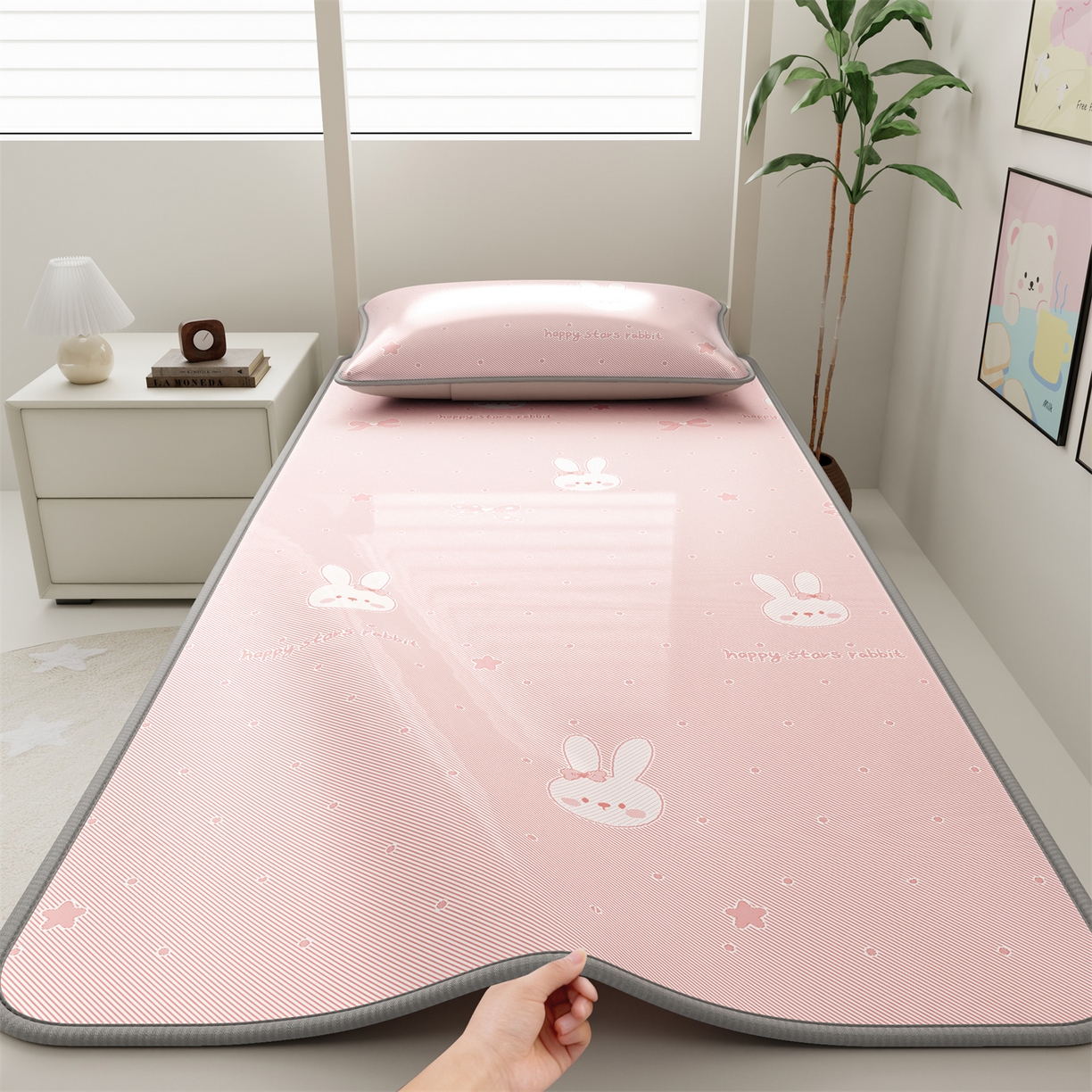 91家纺网 家纺一手货源 找家纺 源舍家纺 2026新款国标质检三明治复合糯叽叽冰丝软凉席学生床 冰丝兔-粉