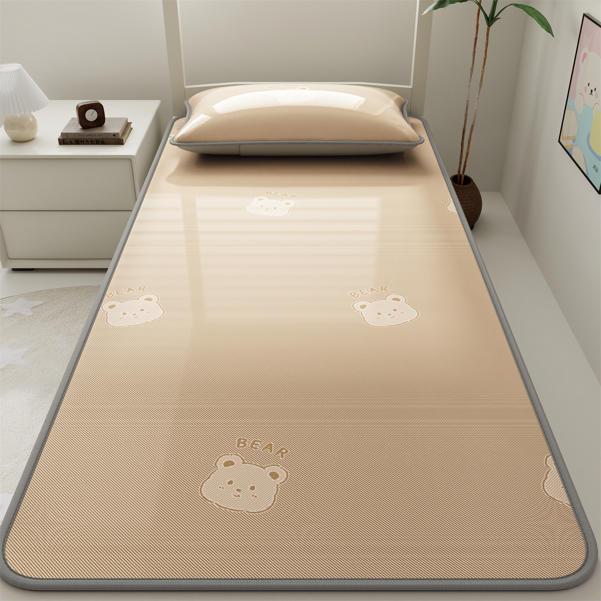 91家纺网 家纺一手货源 找家纺 源舍家纺 2026新款国标质检三明治复合糯叽叽冰丝软凉席学生床 冰丝熊-咖