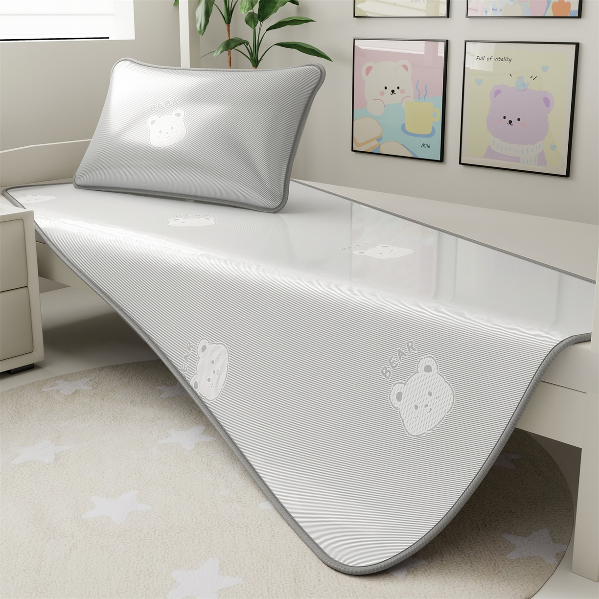 91家纺网 家纺一手货源 找家纺 源舍家纺 2026新款国标质检三明治复合糯叽叽冰丝软凉席学生床 冰丝熊-灰