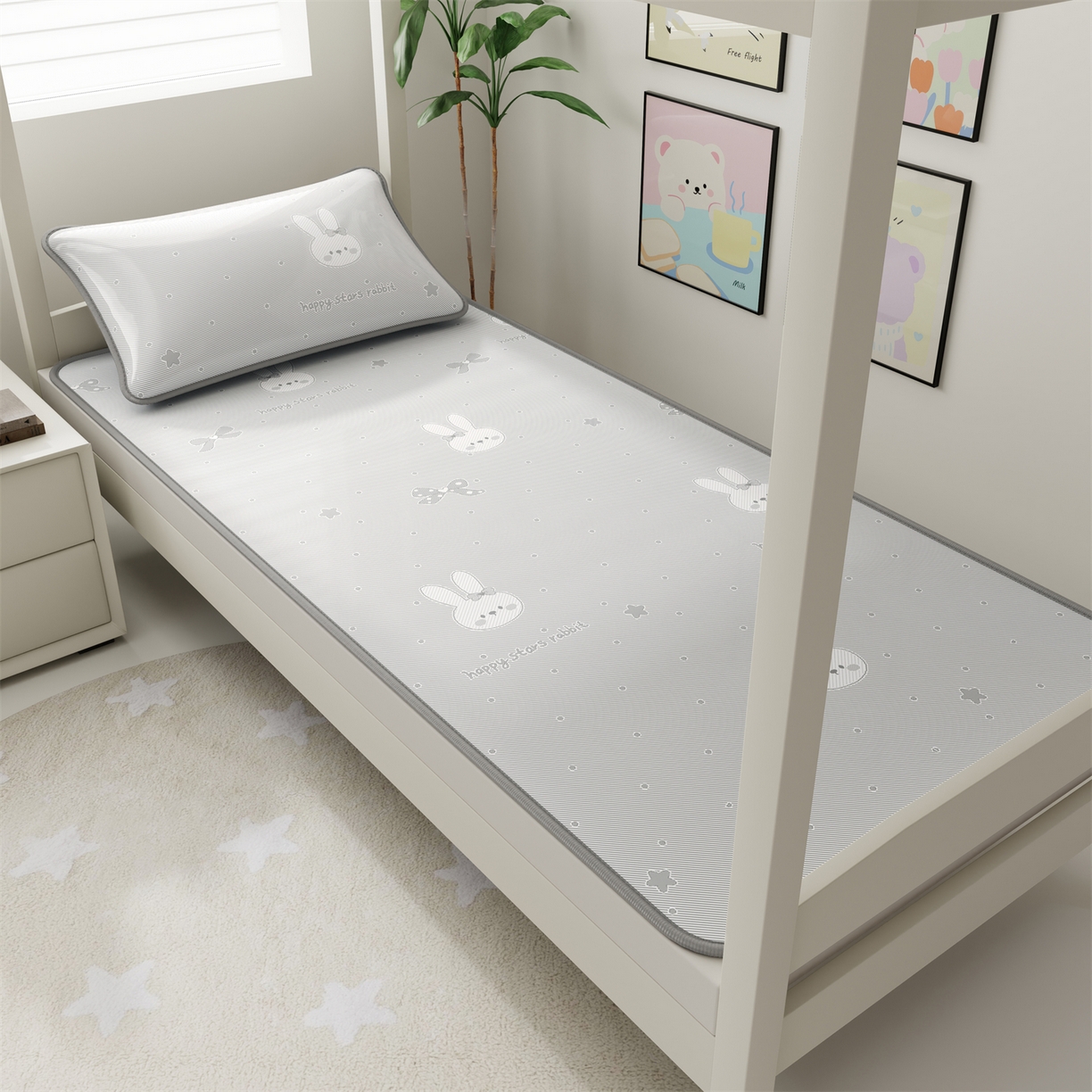 91家纺网 家纺一手货源 找家纺 源舍家纺 2026新款国标质检三明治复合糯叽叽冰丝软凉席学生床 冰丝熊-灰