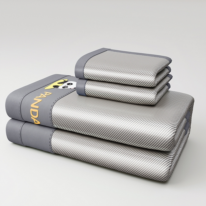 91家纺网 家纺一手货源 找家纺 印季家纺 2026新款可机洗刺绣冰藤凉席席子童席 熊猫-银灰