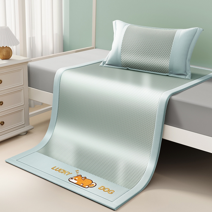 91家纺网 家纺一手货源 找家纺 （总）印季家纺 2026新款可机洗刺绣冰藤凉席席子童席