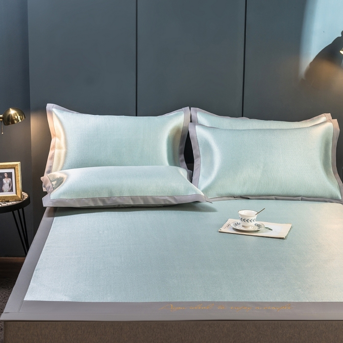 91家纺网 家纺一手货源 找家纺 印季家纺 2026新款刺绣款冰藤席 湖绿