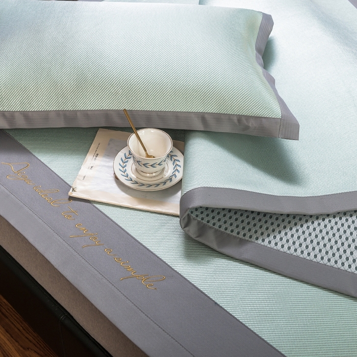 91家纺网 家纺一手货源 找家纺 印季家纺 2026新款刺绣款冰藤席 水绿