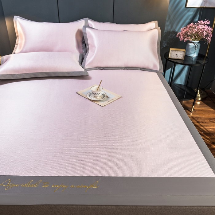 91家纺网 家纺一手货源 找家纺 印季家纺 2026新款刺绣款冰藤席 浅粉