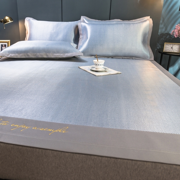 91家纺网 家纺一手货源 找家纺 印季家纺 2026新款刺绣款冰藤席 深蓝