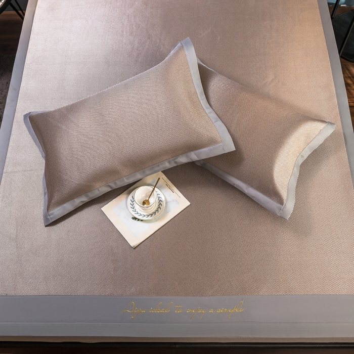 91家纺网 家纺一手货源 找家纺 印季家纺 2026新款刺绣款冰藤席 咖啡