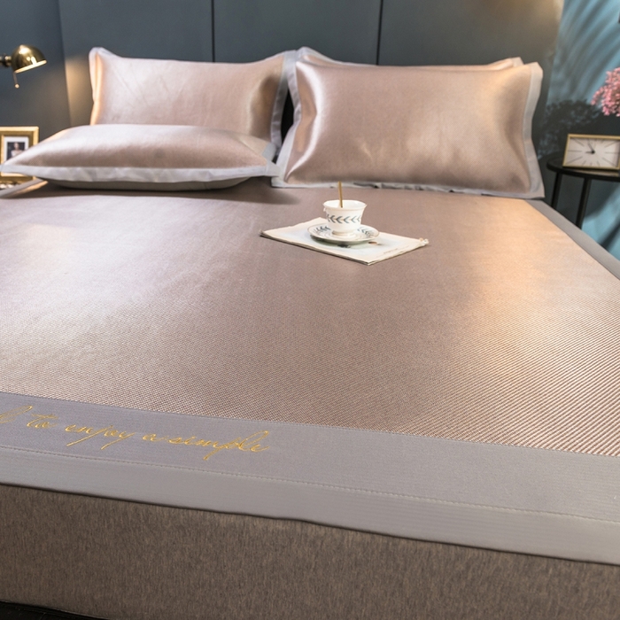 91家纺网 家纺一手货源 找家纺 印季家纺 2026新款刺绣款冰藤席 咖啡