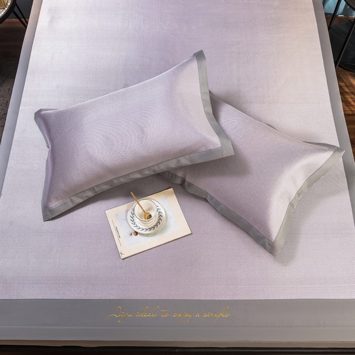 91家纺网 家纺一手货源 找家纺 印季家纺 2026新款刺绣款冰藤席 浅紫