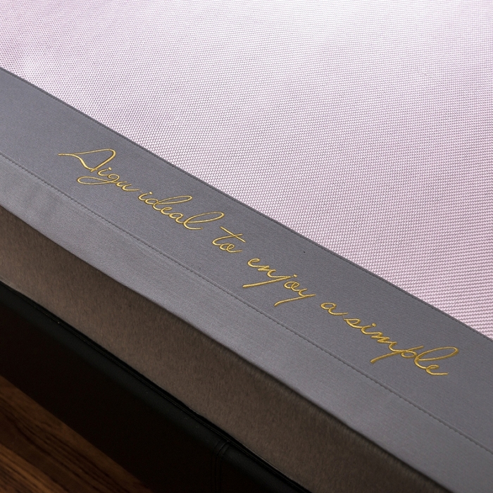 91家纺网 家纺一手货源 找家纺 印季家纺 2026新款刺绣款冰藤席 浅粉