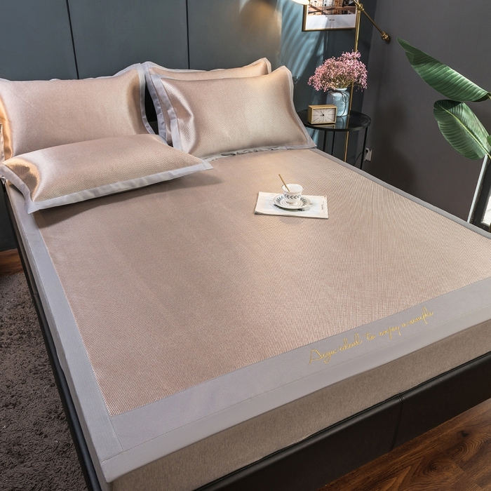 91家纺网 家纺一手货源 找家纺 印季家纺 2026新款刺绣款冰藤席 咖啡