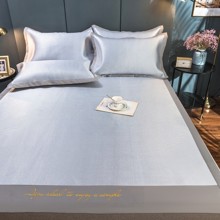 91家纺网 家纺一手货源 找家纺 印季家纺 2026新款刺绣款冰藤席 天蓝