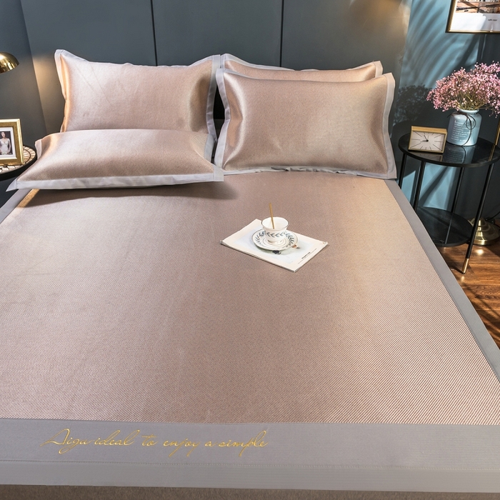 91家纺网 家纺一手货源 找家纺 印季家纺 2026新款刺绣款冰藤席 咖啡