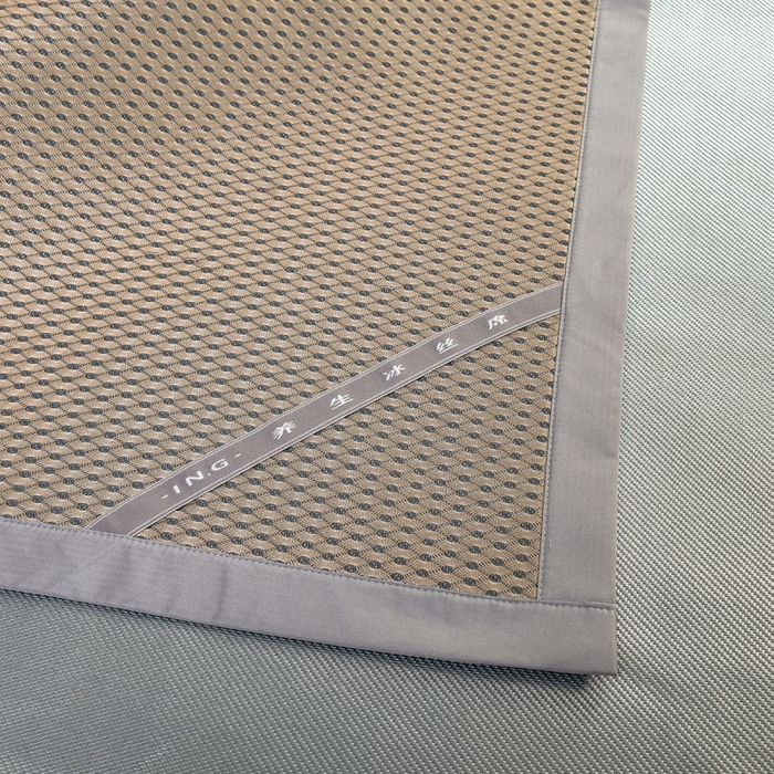 91家纺网 家纺一手货源 找家纺 印季家纺 2026新款刺绣款冰藤席 银灰