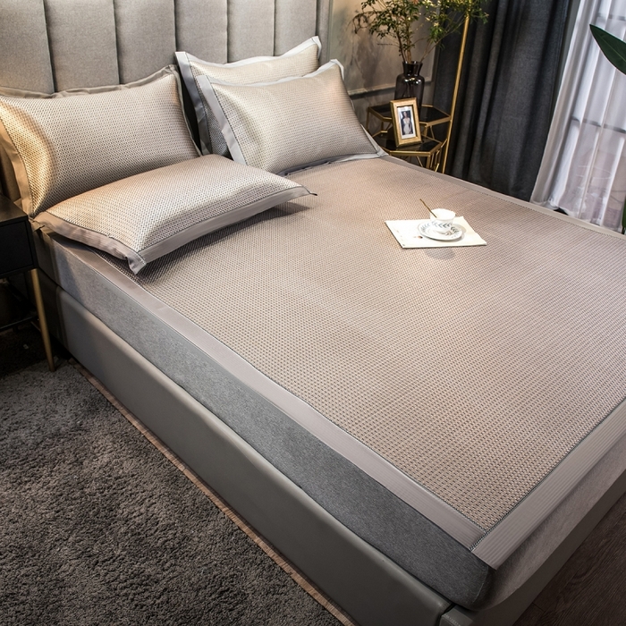 91家纺网 家纺一手货源 找家纺 印季家纺 2026新款高端养生冰藤席席子凉席 银棕小格