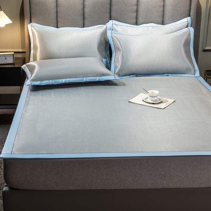 91家纺网 家纺一手货源 找家纺 印季家纺 2026新款高端养生冰藤席席子凉席 蓝色妖姬