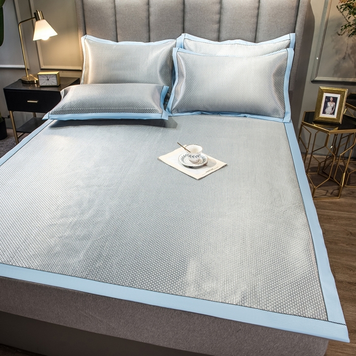 91家纺网 家纺一手货源 找家纺 印季家纺 2026新款高端养生冰藤席席子凉席 蓝色妖姬