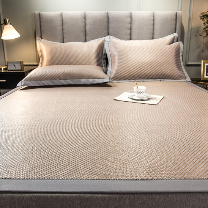 91家纺网 家纺一手货源 找家纺 印季家纺 2026新款高端养生冰藤席席子凉席 斜纹蓝