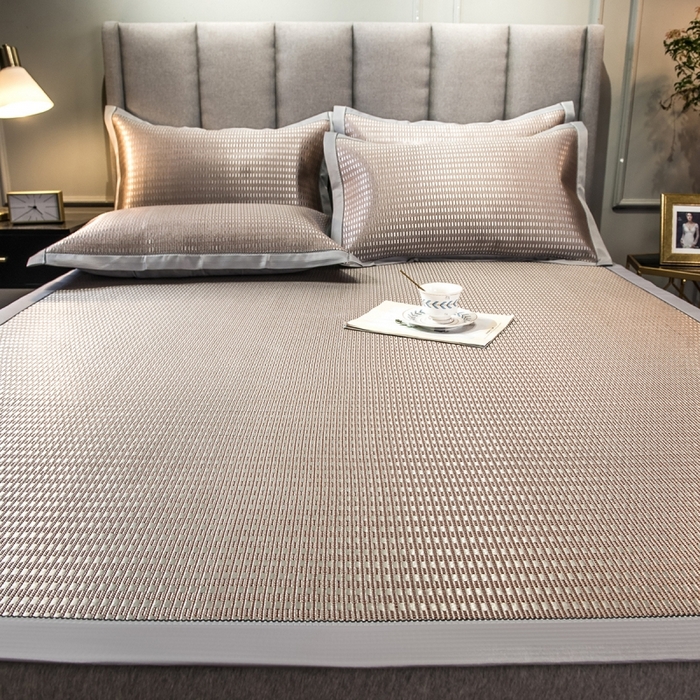 91家纺网 家纺一手货源 找家纺 印季家纺 2026新款高端养生冰藤席席子凉席 格调咖