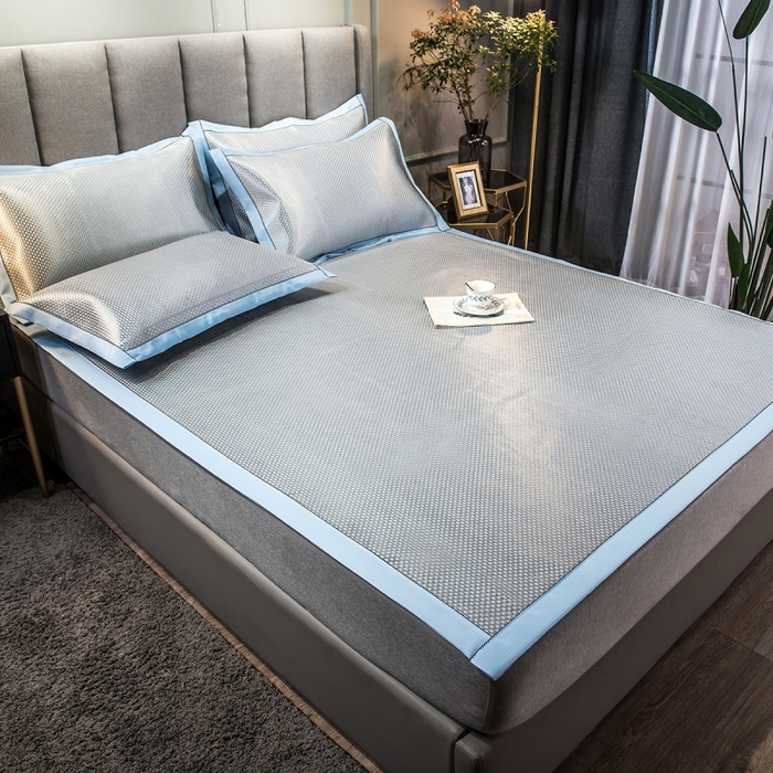 91家纺网 家纺一手货源 找家纺 印季家纺 2026新款高端养生冰藤席席子凉席 蓝色妖姬