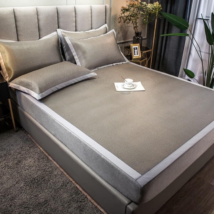 91家纺网 家纺一手货源 找家纺 印季家纺 2026新款高端养生冰藤席席子凉席 银绿小格