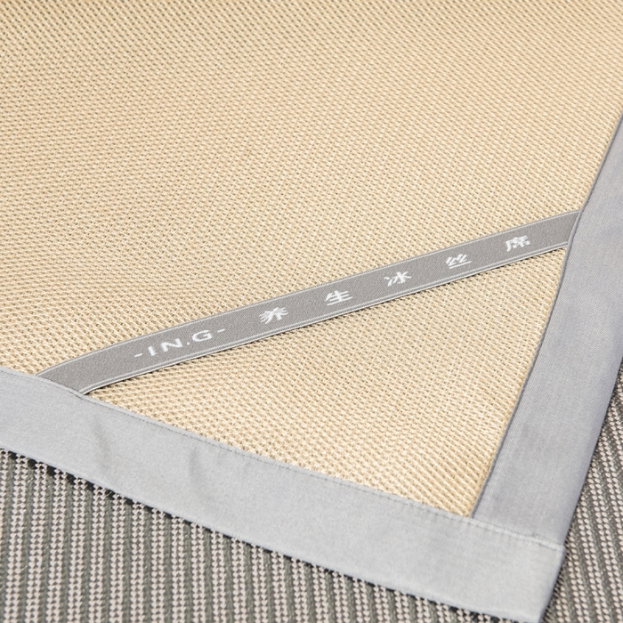 91家纺网 家纺一手货源 找家纺 印季家纺 2026新款高端养生冰藤席席子凉席 斜纹灰