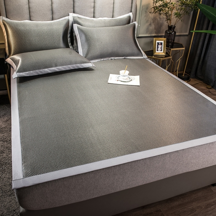 91家纺网 家纺一手货源 找家纺 印季家纺 2026新款高端养生冰藤席席子凉席 绿野仙踪